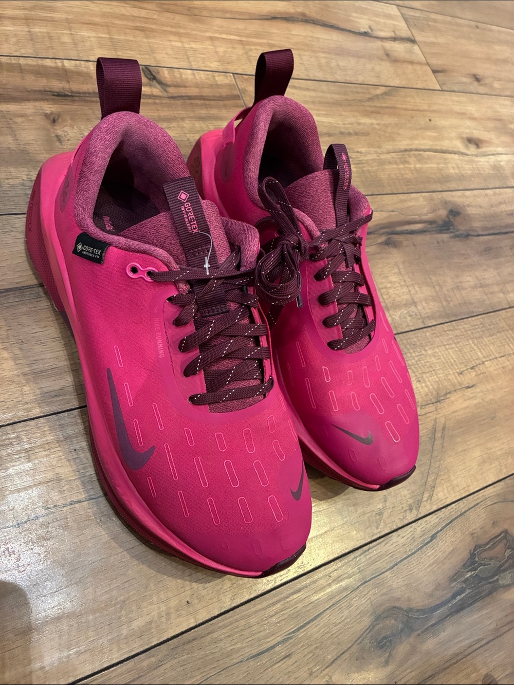 Nike ReactX Infinity Run 4 GORE-TEX waterproof running shoes